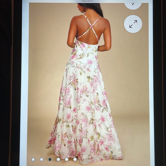 Mood of the night cream floral maxi dress - Picture 2 of 6